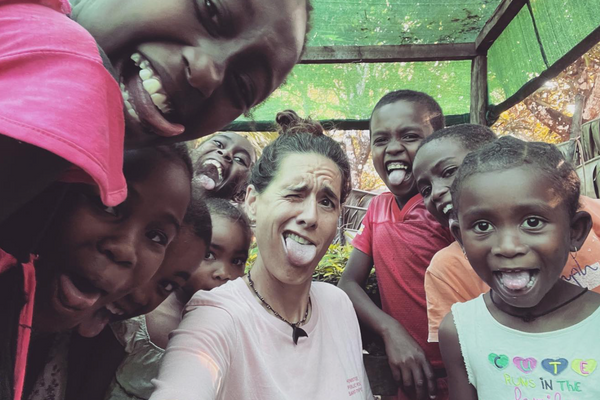 # 20 - Marie, MyTraveldreams, en voyage solidaire : partir avec des inconnus, replanter la mangrove et découvrir Madagascar