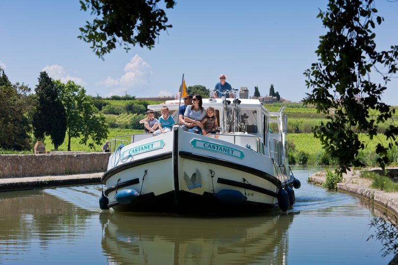 Vacances en péniche sans permis : on a testé Riverly