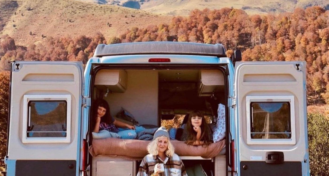 #05 - EtDieuCrea en France : 3 ans sans avion, la vanlife dans les Pyrénées et des lamas au réveil