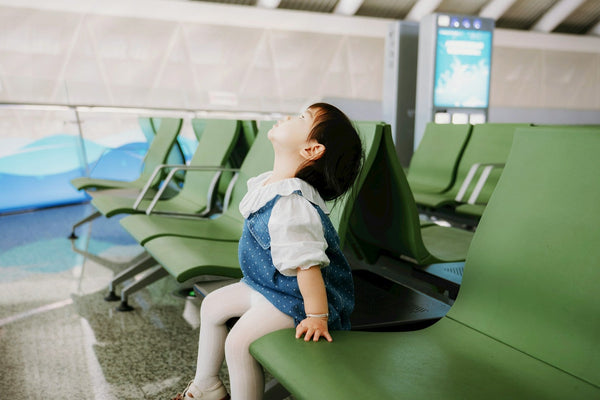 Les meilleures boîtes à histoires pour enfants : le guide complet pour choisir le bon modèle (voyage, voiture, avion, vacances)