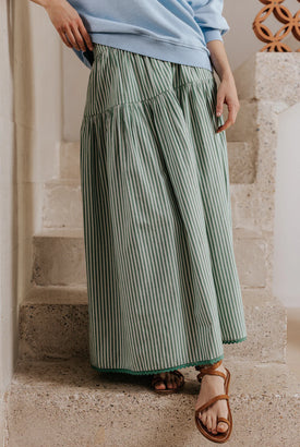 gid://shopify/MediaImage/69510289981815