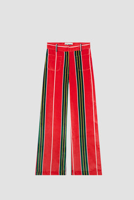 gid://shopify/MediaImage/69510645252471