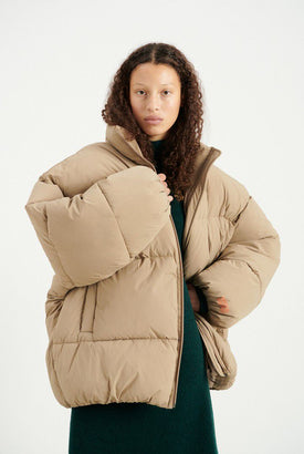 gid://shopify/MediaImage/67364998938999